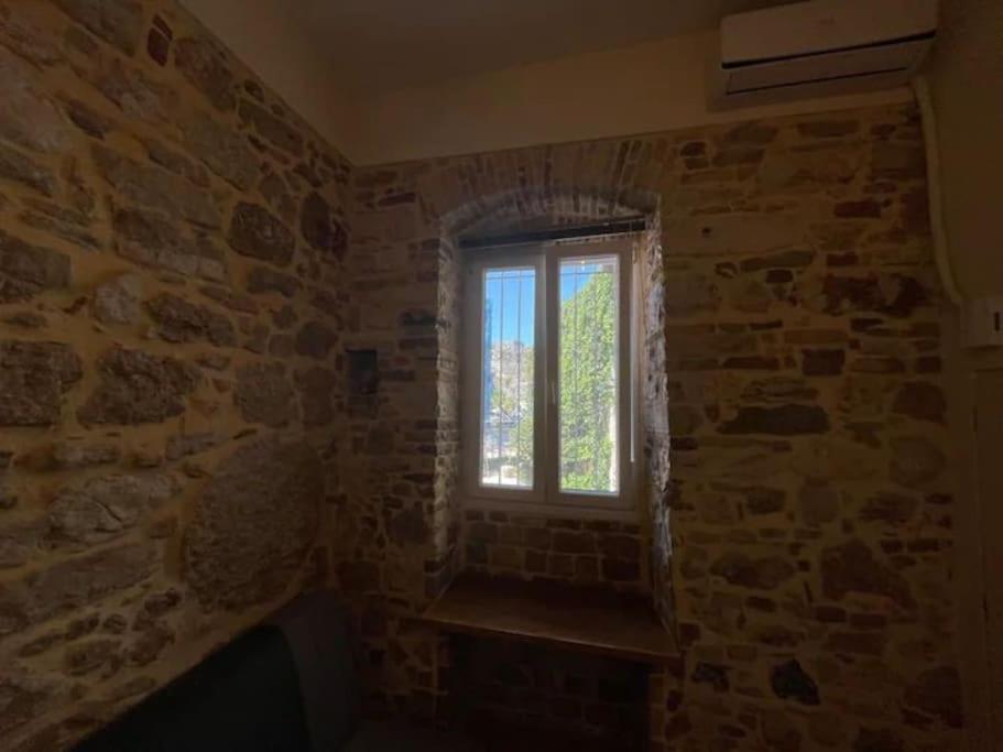 Q Apartments In Corfu Town מראה חיצוני תמונה