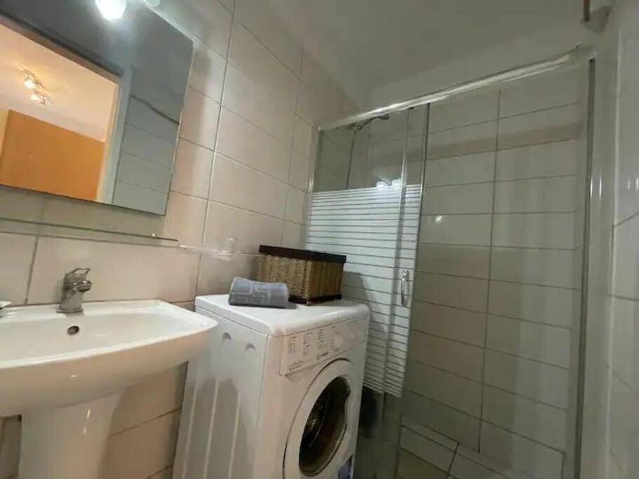 Q Apartments In Corfu Town מראה חיצוני תמונה