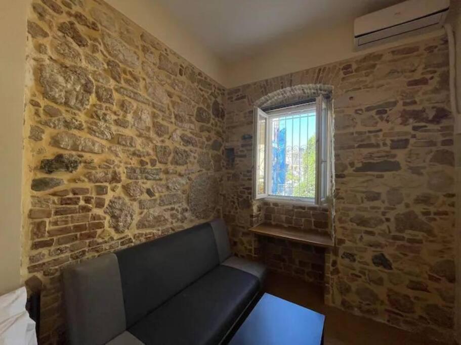 Q Apartments In Corfu Town מראה חיצוני תמונה